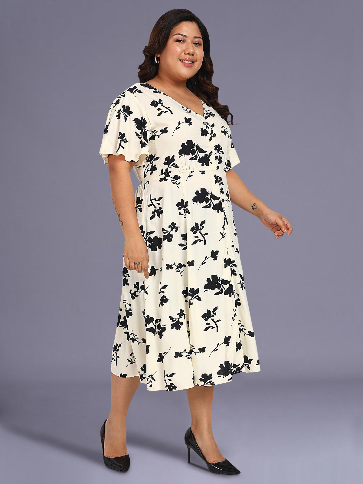 Women Western Off White Black Plus Size Printed A-line Dress