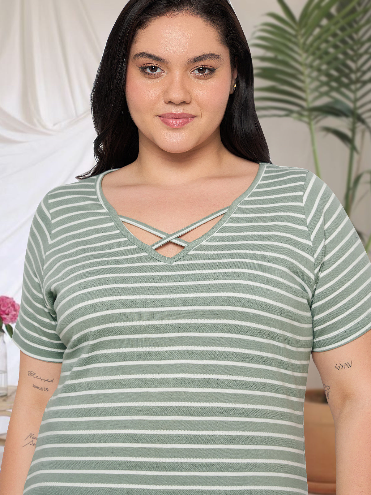 White Green Plus Size Cotton Striped Nighty
