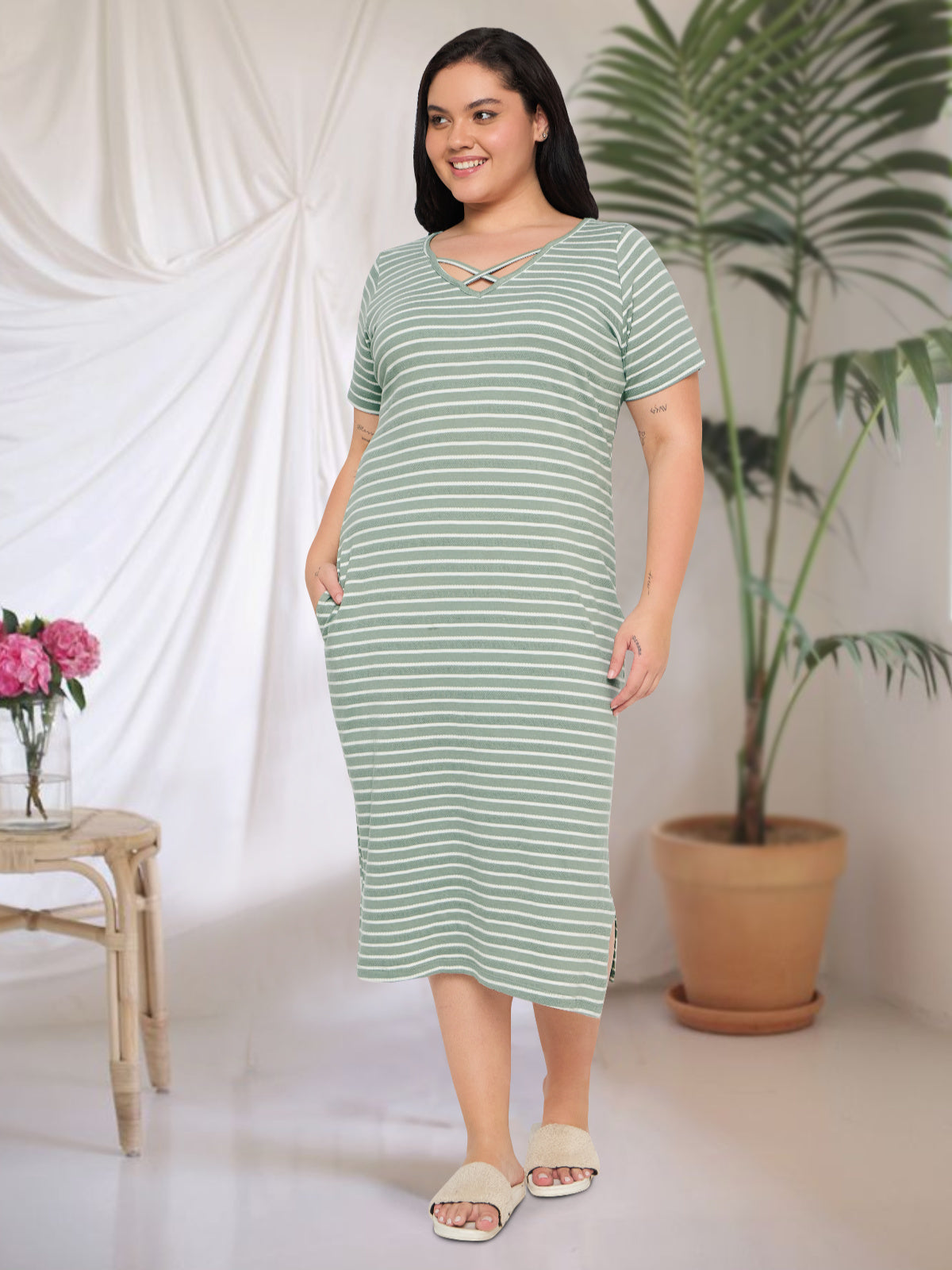 White Green Plus Size Cotton Striped Nighty