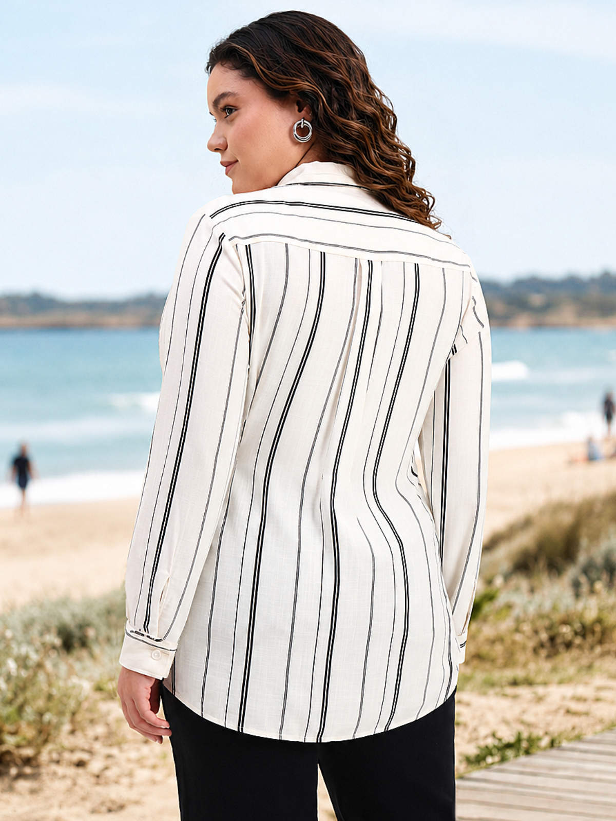 White Black Plus Size Stripe Long Casual Shirt