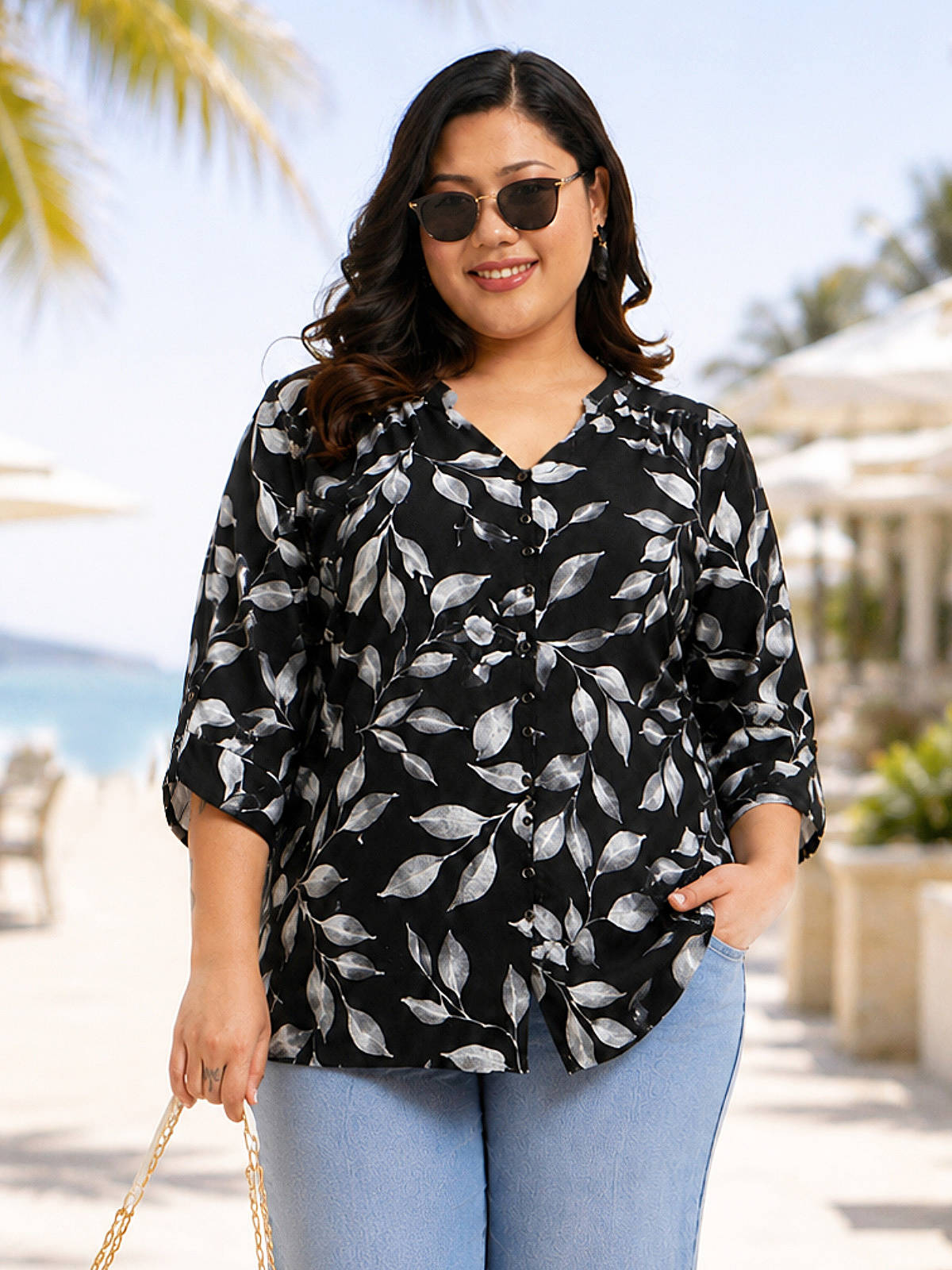 Black Plus Size Leaf Print Buttoned Tunic Top
