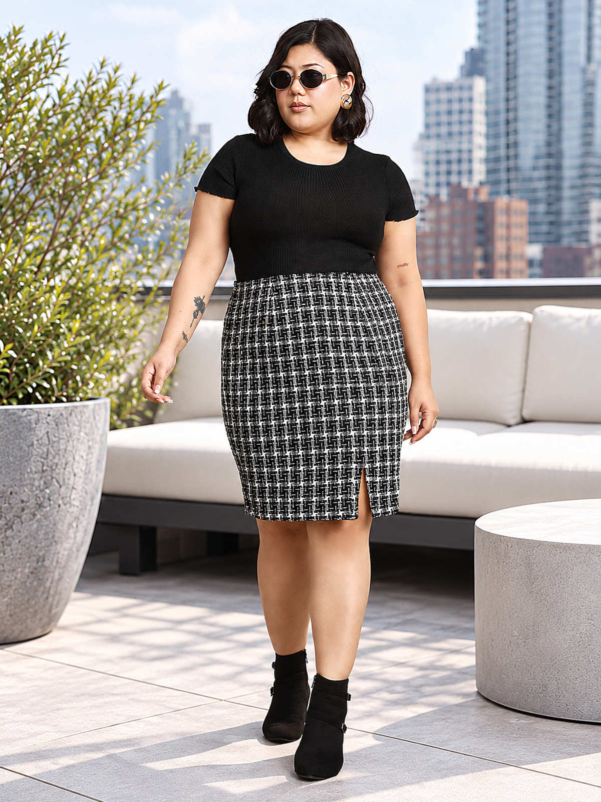 Black Woolen Plus Size Side Slit Skirt
